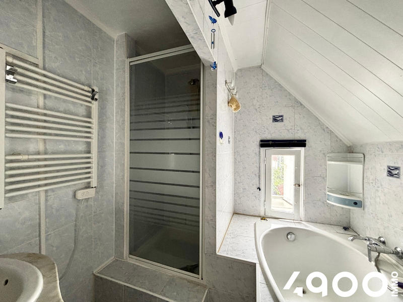 Maison - 152 m² - 6 pièces