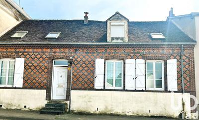 Maison de village - 130 m² - 6 pièces