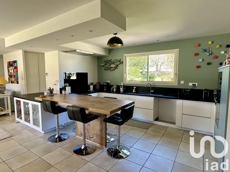 Maison - 146 m² - 5 pièces