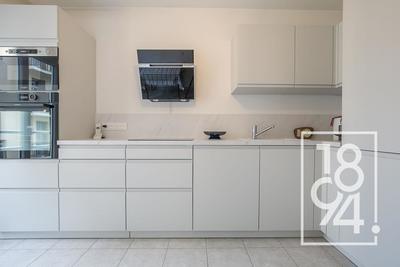 Appartement - 84 m² - 4 pièces