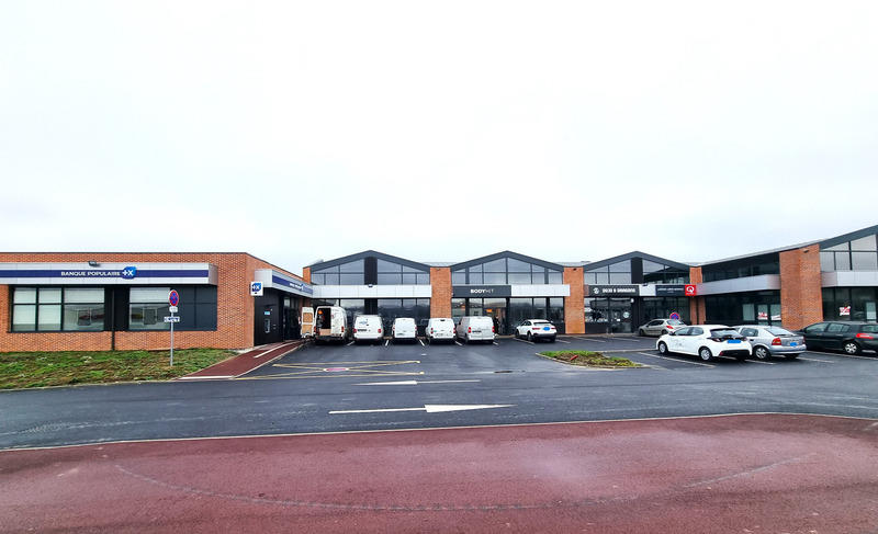 Local commercial - 407 m² - 1 pièce