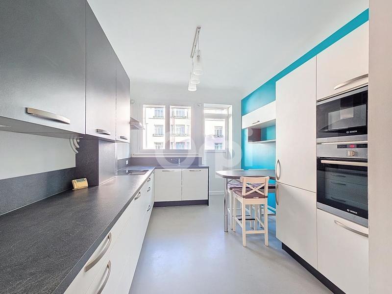 Appartement - 138 m² - 4 pièces