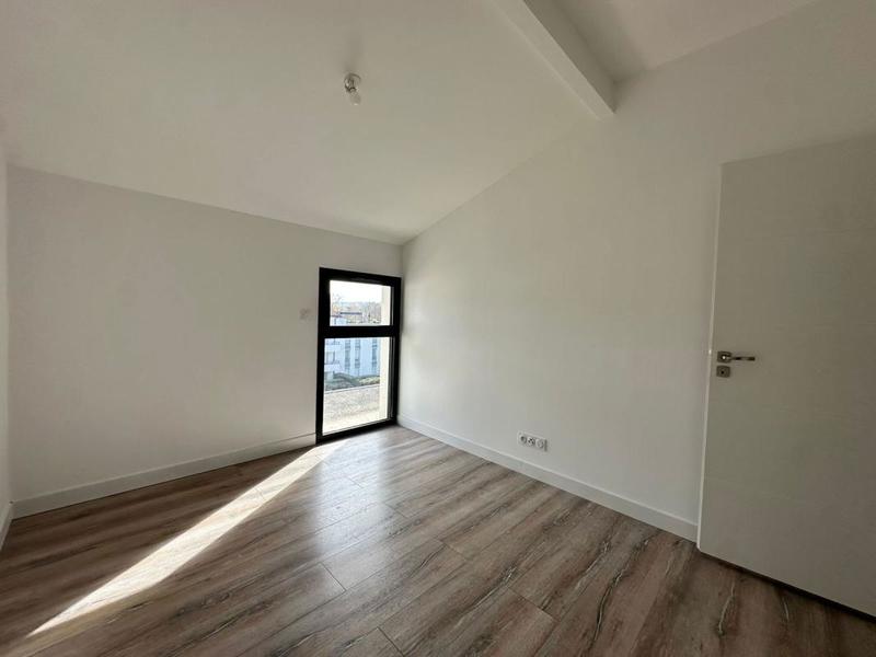 Appartement - 115 m² - 4 pièces