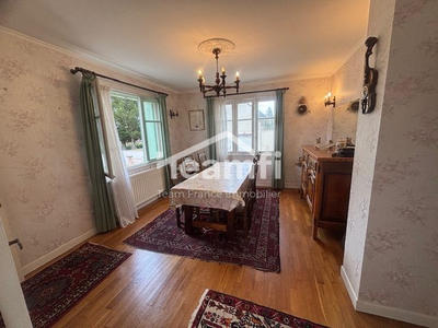 Maison - 114 m² - 7 pièces