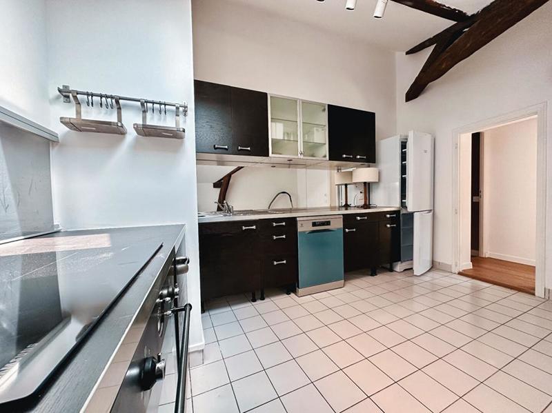 Appartement - 80 m² - 3 pièces