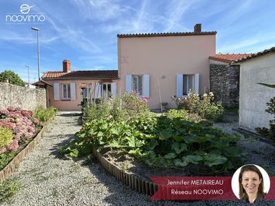 Maison en pierre - 65 m² - 3 pièces