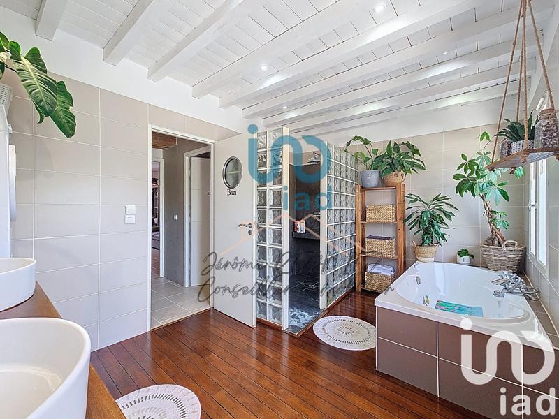 Maison - 138 m² - 5 pièces