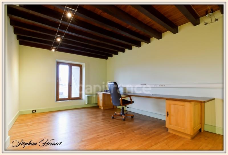 Maison de village - 209 m² - 6 pièces