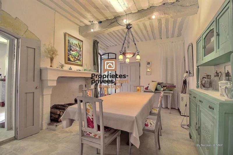 Maison de village - 257 m² - 7 pièces