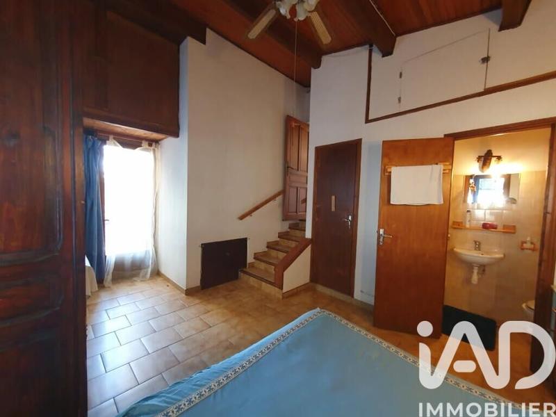 Maison - 196 m² - 10 pièces