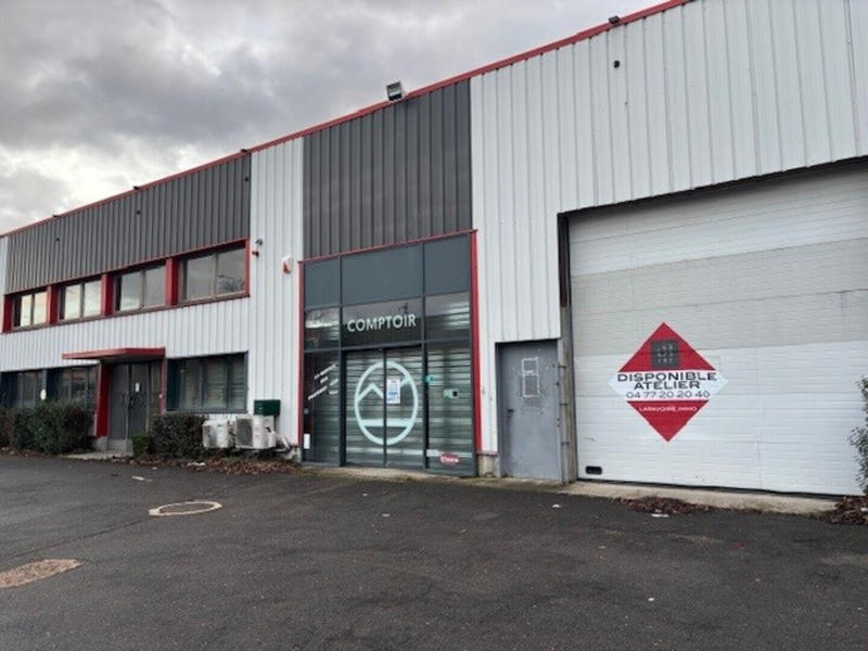 Local d'activité / Entrepôt - 1 026 m²