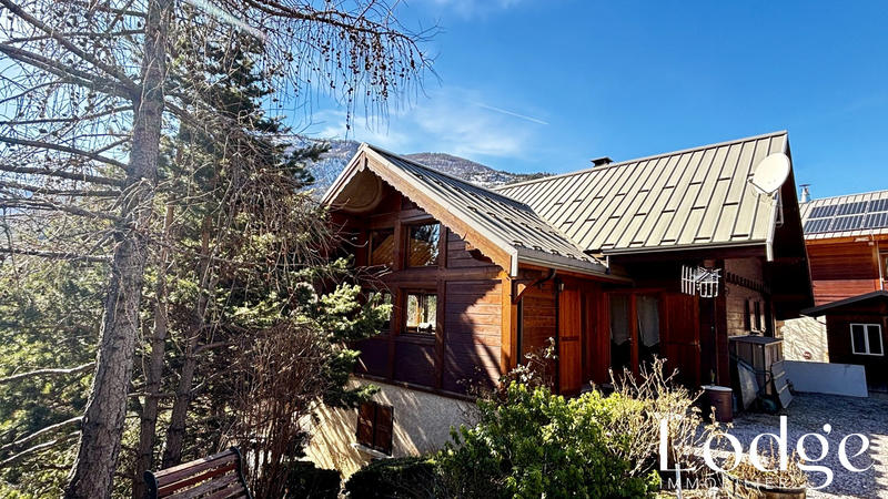 Maison - 140 m² - 6 pièces