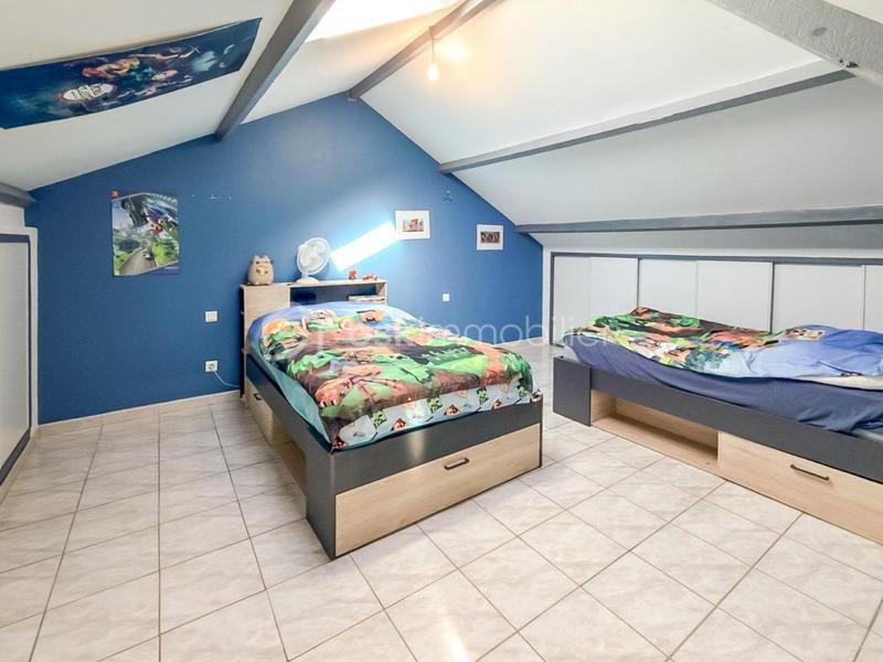 Appartement - 95 m² - 4 pièces