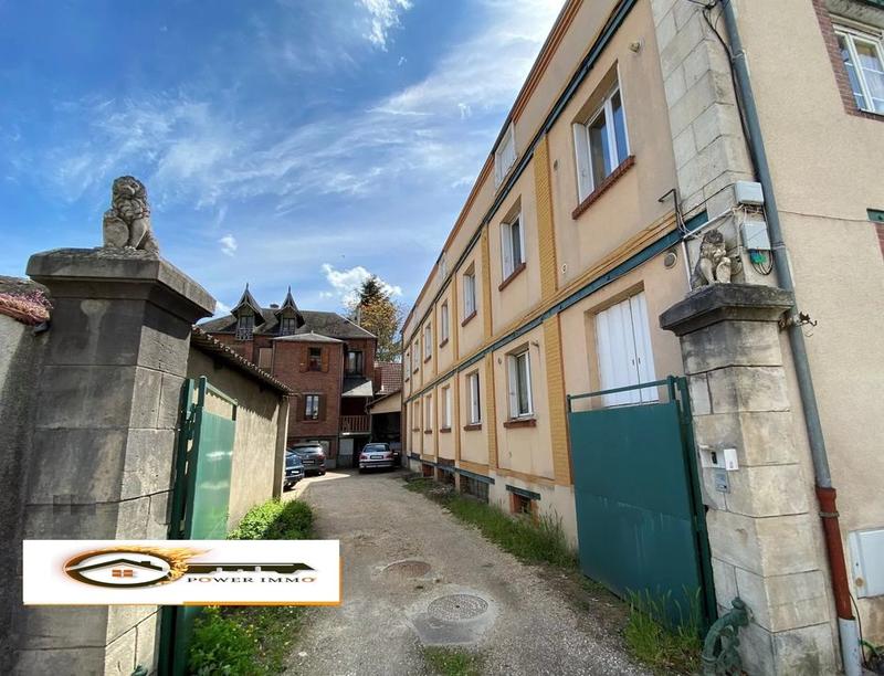 Immeuble - 840 m² - 20 pièces