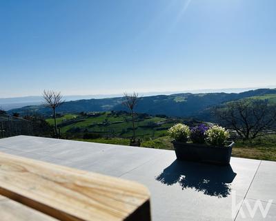 Maison - 136 m² - 5 pièces