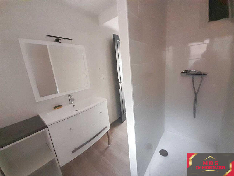 Immeuble - 155 m² - 7 pièces