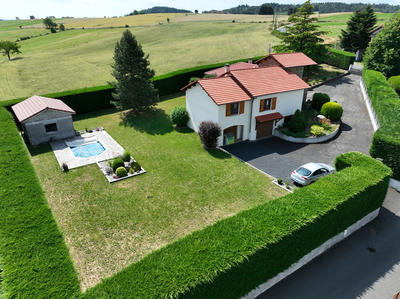 Maison - 156 m² - 9 pièces