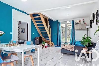 Maison - 88 m² - 4 pièces