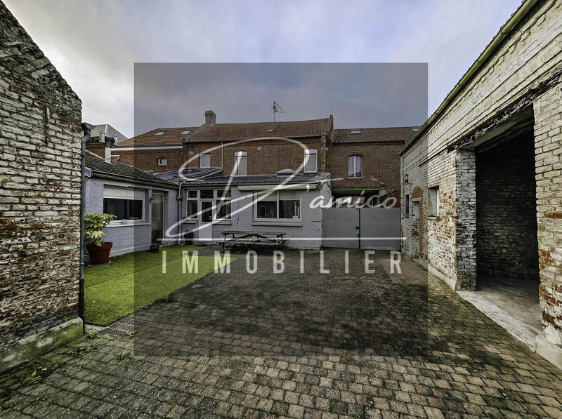 Maison - 164 m² - 8 pièces