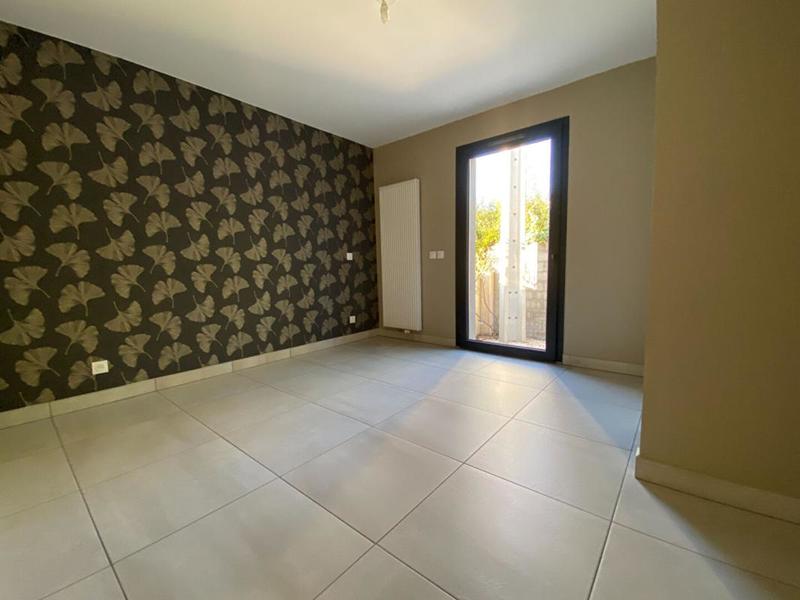 Appartement - 99 m² - 4 pièces