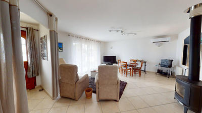 Maison - 96 m² - 3 pièces