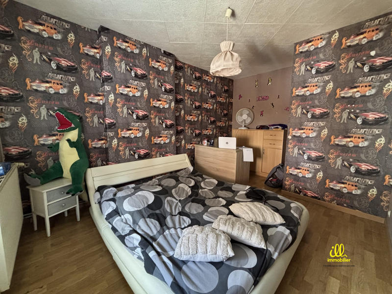 Maison - 135 m² - 8 pièces