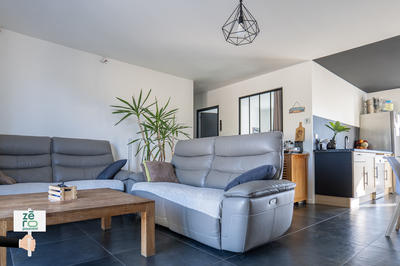 Maison - 83 m² - 4 pièces