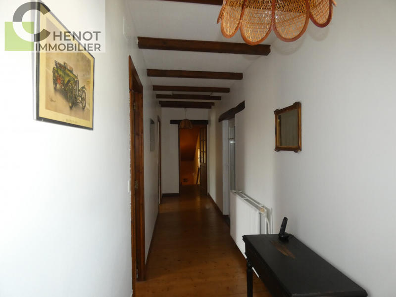 Propriété - 170 m² - 6 pièces