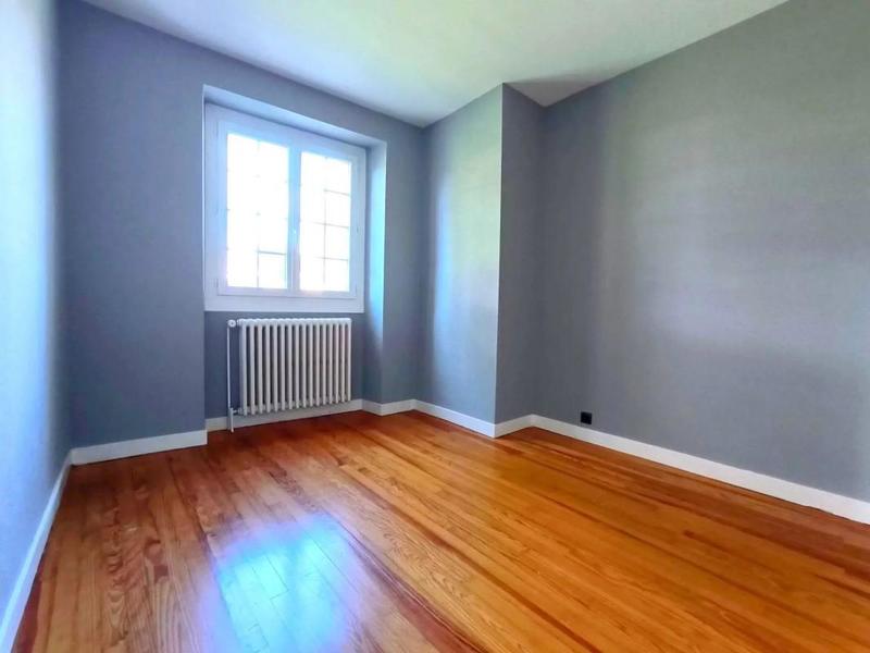 Maison de maîtres - 259 m² - 7 pièces