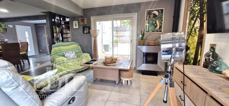 Maison en pierre - 90 m² - 4 pièces