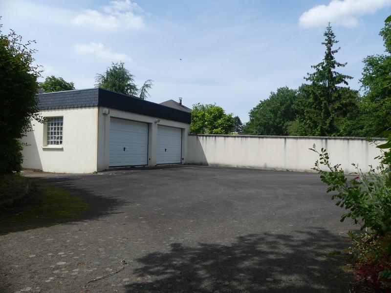 Maison contemporaine - 204 m² - 7 pièces