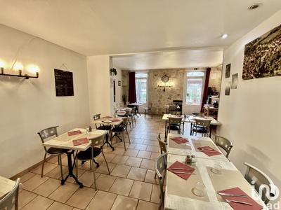 Local commercial - 302 m²