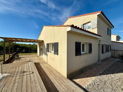 Villa - 155 m² - 6 pièces