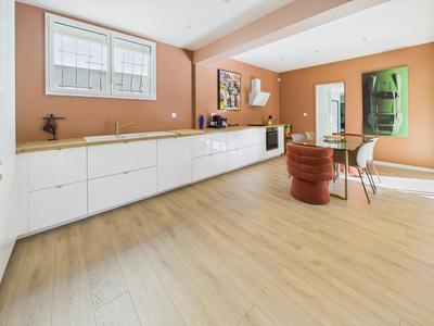 Maison - 141 m² - 5 pièces