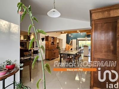 Maison de campagne - 200 m² - 9 pièces