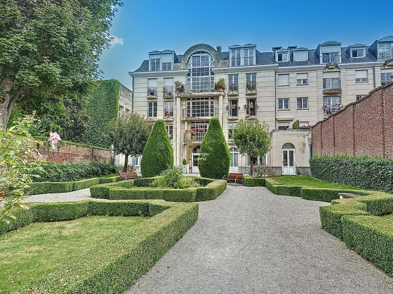 Appartement - 84 m² - 4 pièces