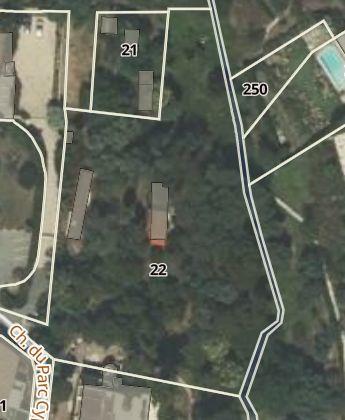 Terrain constructible - 3 586 m²