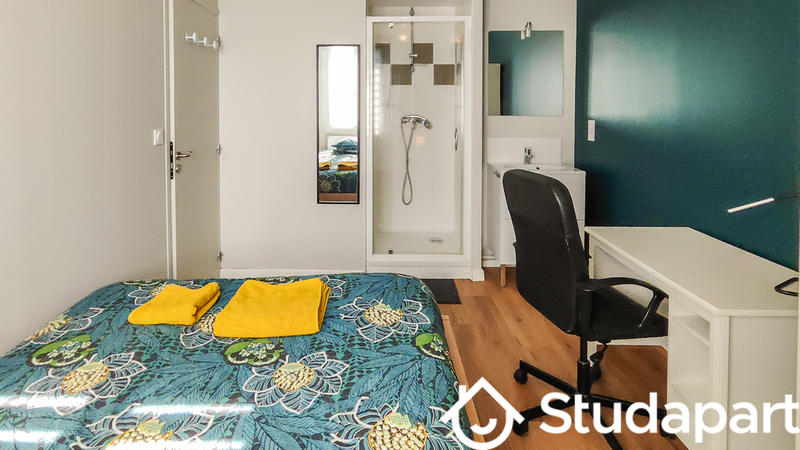 Chambre - 10 m² - 1 pièce