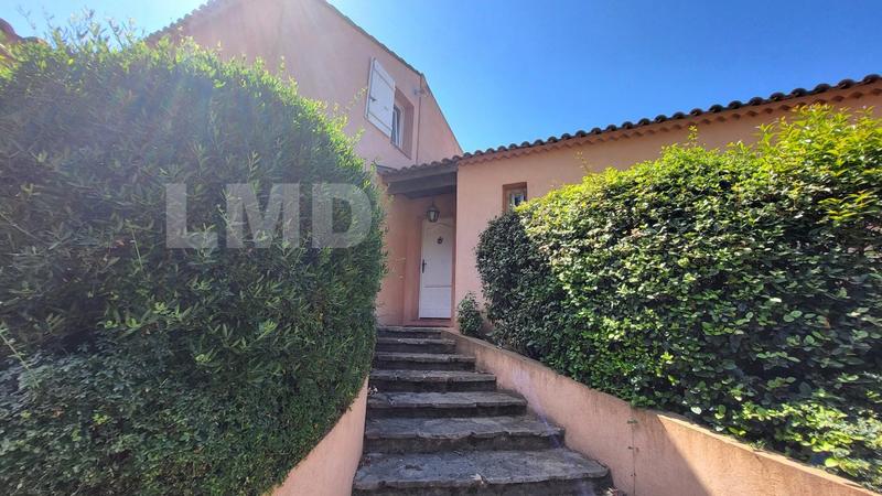 Maison - 220 m² - 9 pièces