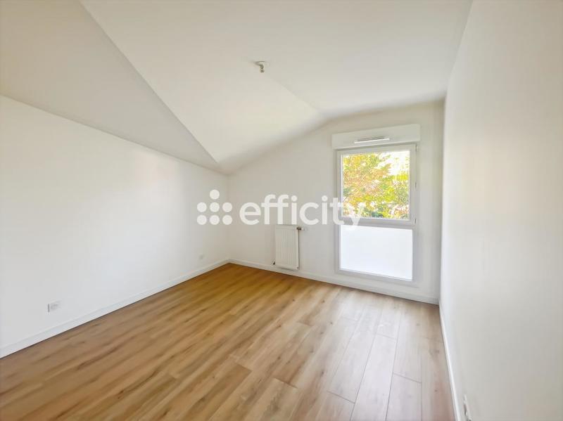 Appartement - 110 m² - 5 pièces