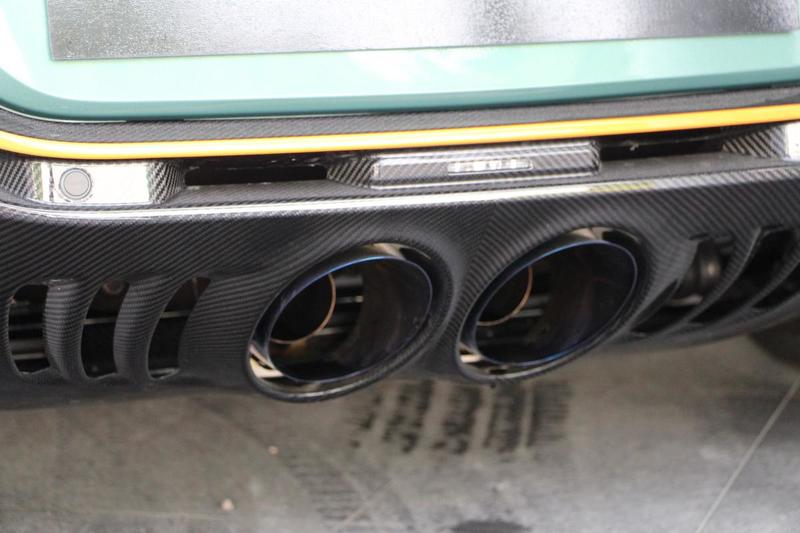 Aston Martin V12 Vantage Roadster 5.2 Bi-Turbo 700