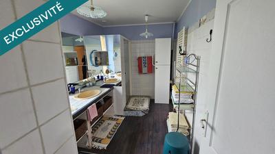 Maison - 400 m² - 16 pièces