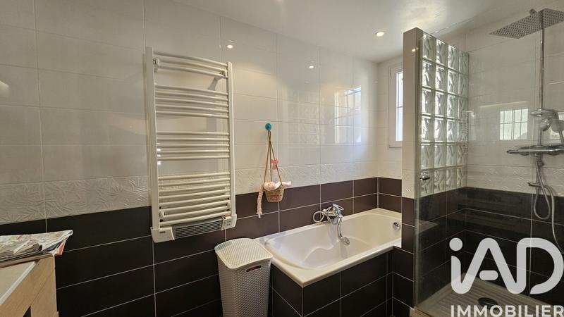 Maison - 144 m² - 7 pièces