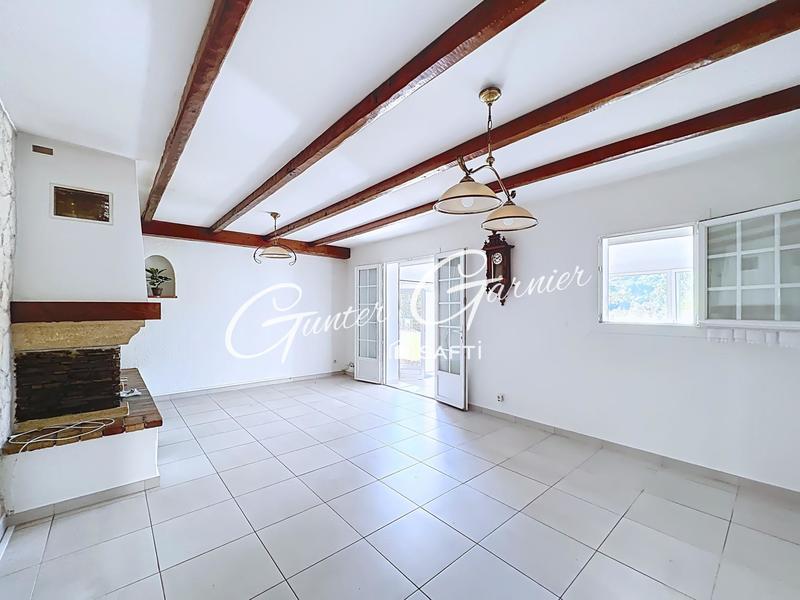 Maison - 130 m² - 4 pièces