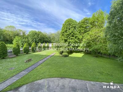 Chambre - 12 m² - 4 pièces