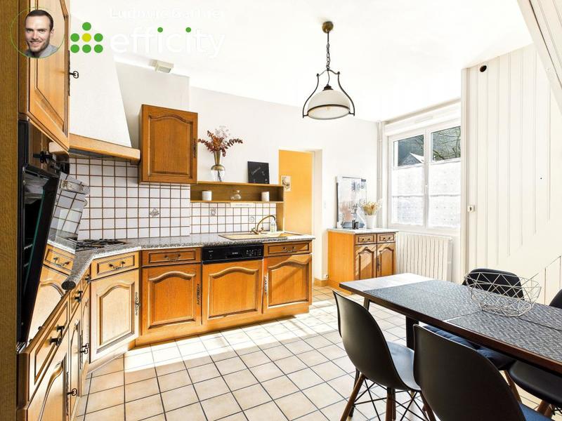 Maison - 92 m² - 5 pièces