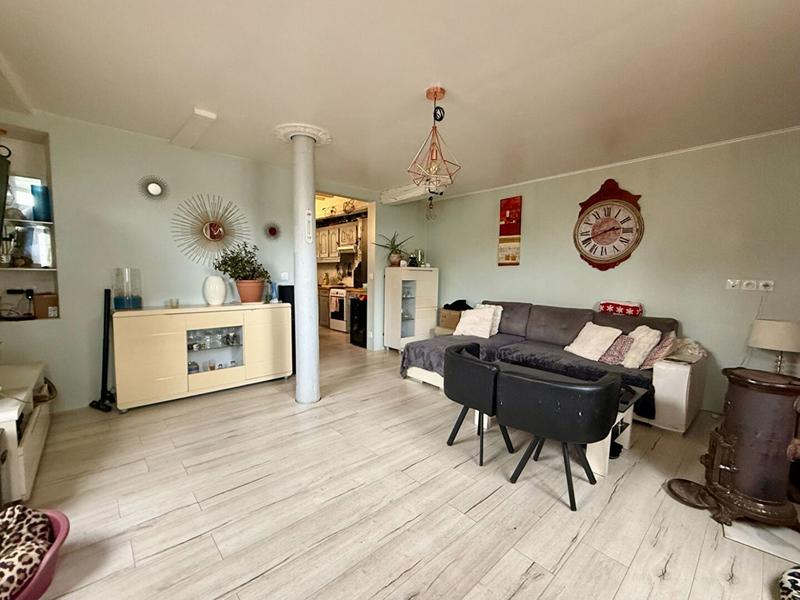 Maison - 98 m² - 5 pièces