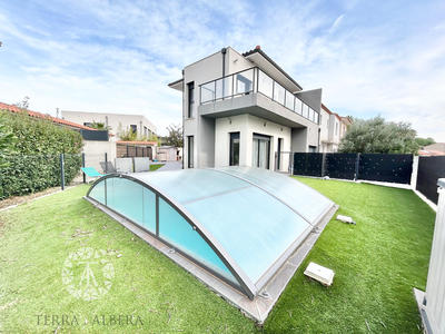 Maison - 111 m² - 4 pièces