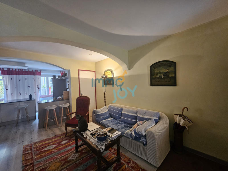 Maison de village - 196 m² - 10 pièces