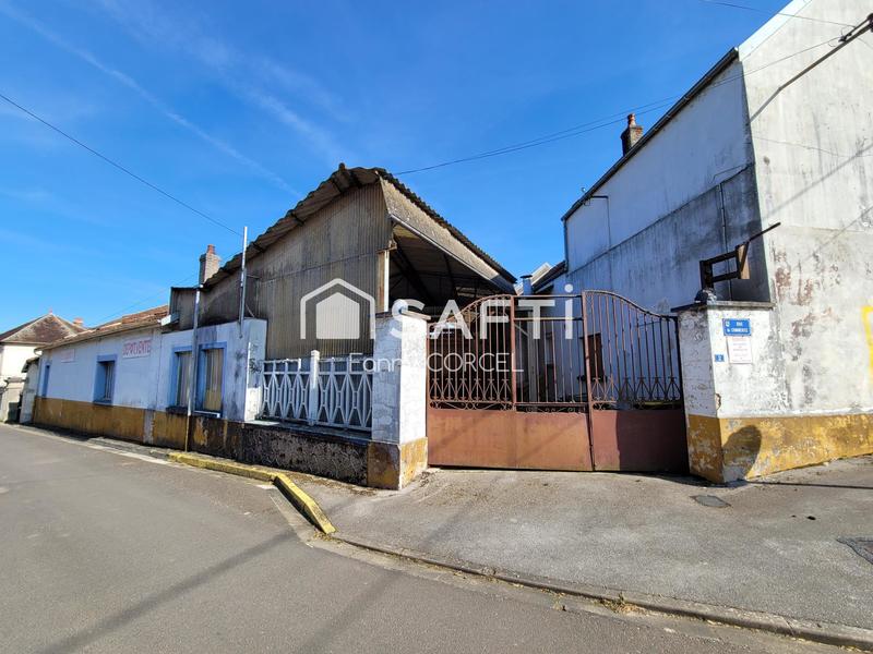 Maison - 148 m² - 8 pièces